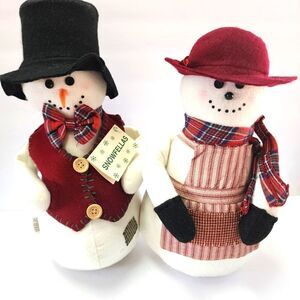 Snowfellas Bill and Molly Snowmen Plush Christmas Decor